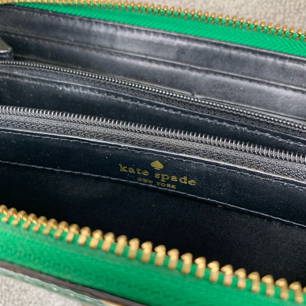 Kate Spade Lacey Zip Green and Cream Polka Dot Wallet - Picture 3 of 13